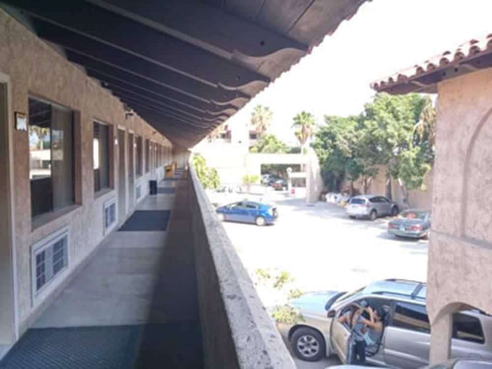 La De Zaragoza Tijuana